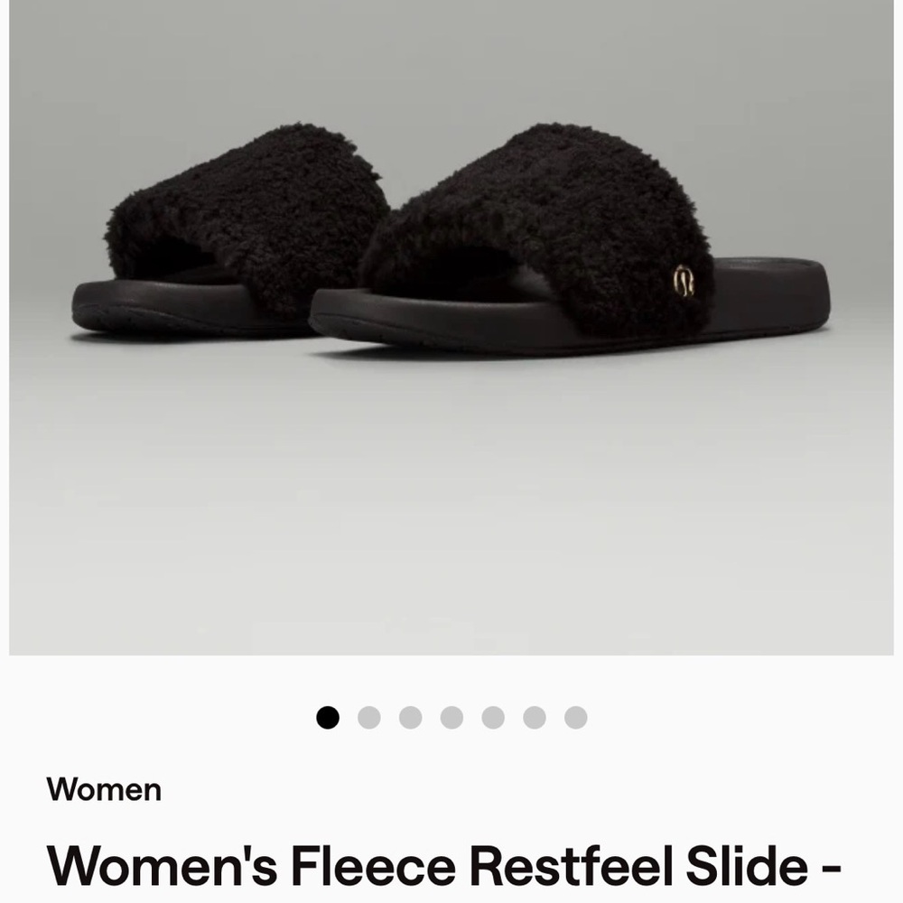 Lululemon Women's Fleece Restfeel Slide - Black size 7.